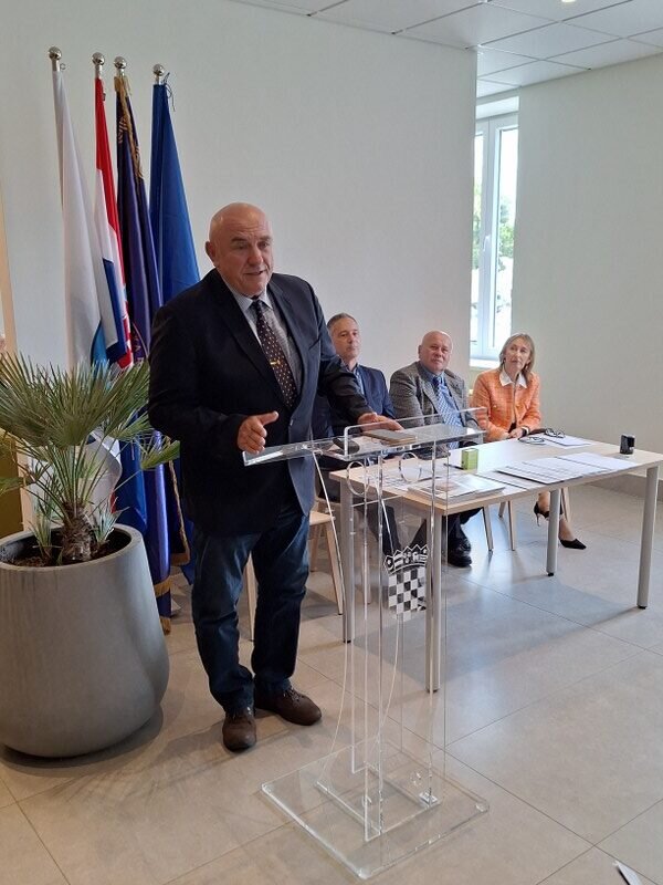 20240604 123412 800x600 Rotated