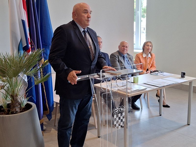 20240604 123422 800x600