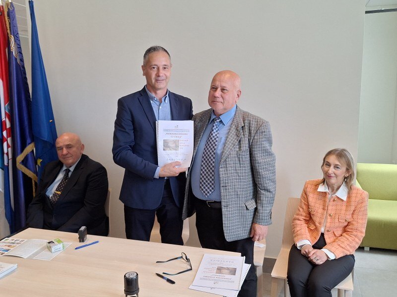 20240604 125047 800x600