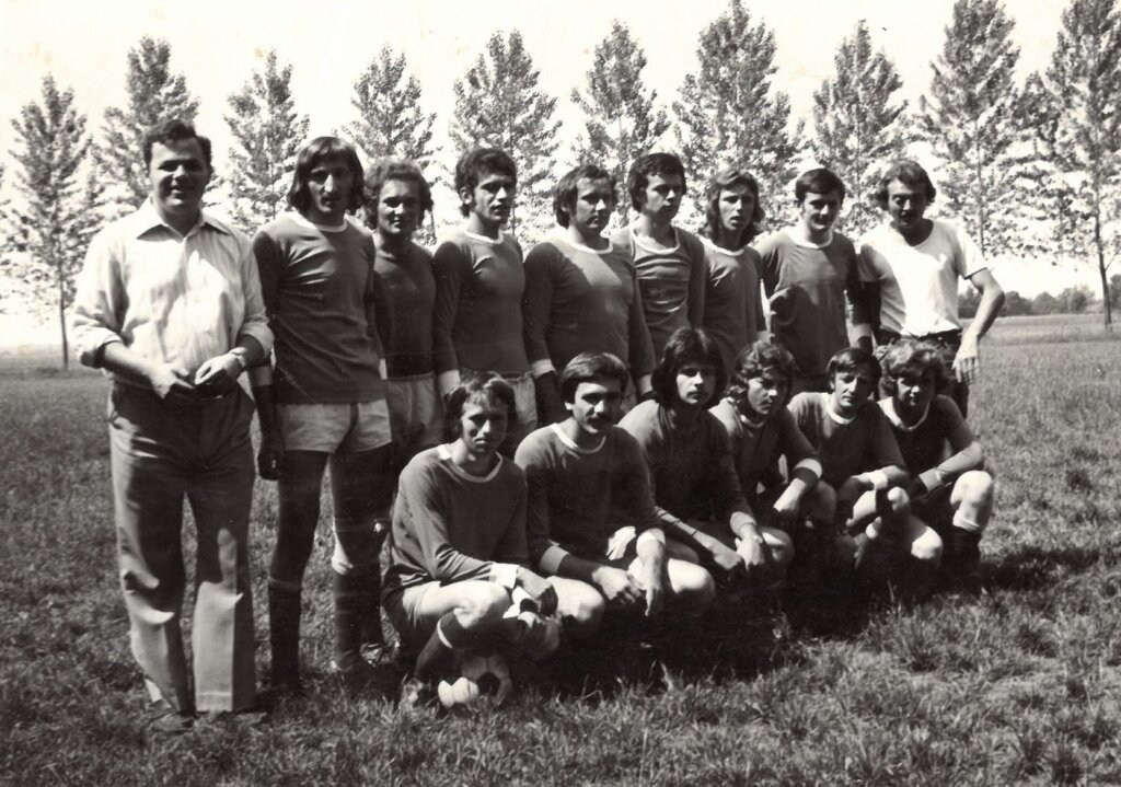 Nogometni klub Matija Gubec osnovan je prije 50 godina, kroz njega je prošlo 70-ak nogometaša