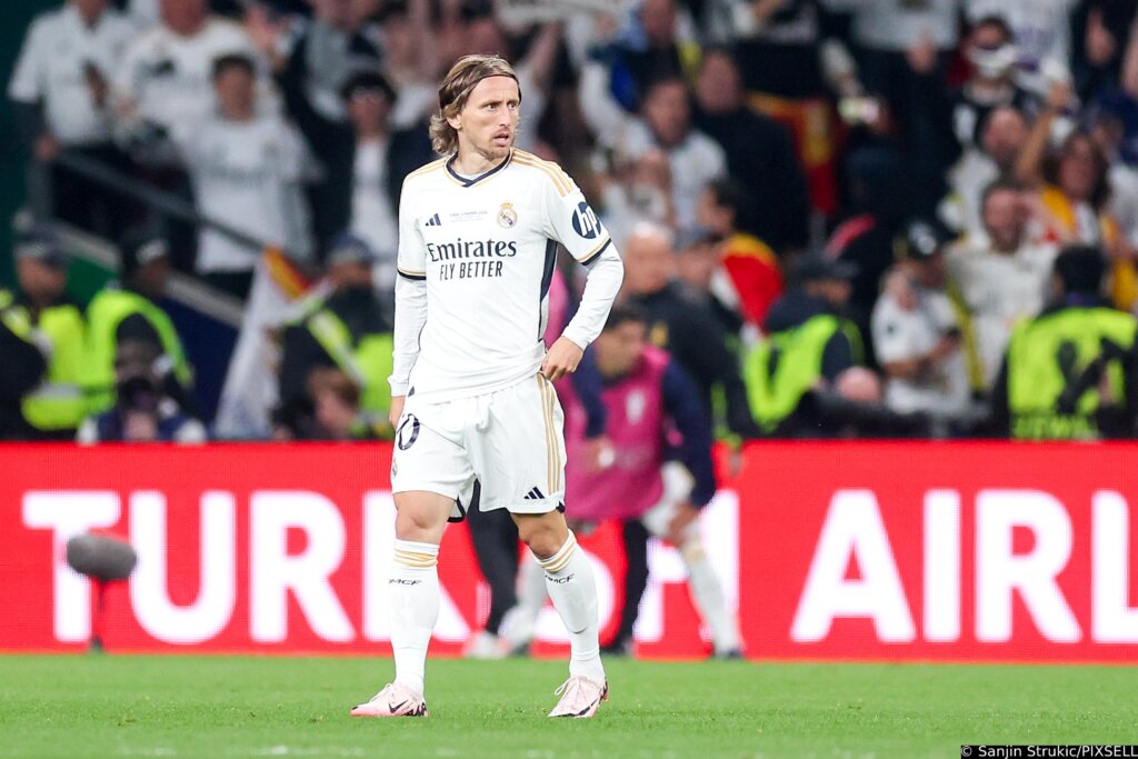 POTVRĐENO Modrić ostaje još godinu dana u Real Madridu