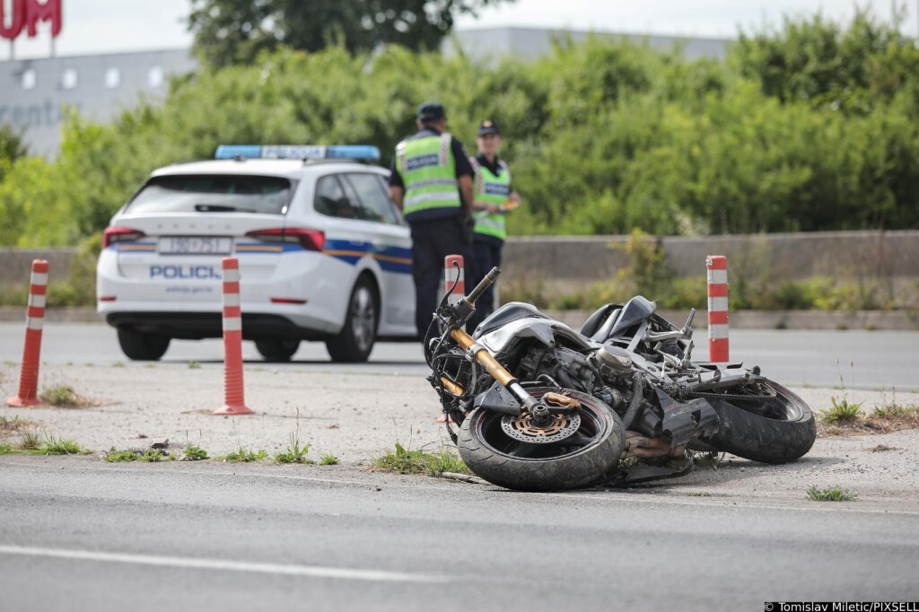 Poginuo motociklist u prometnoj nesreći u Zagrebu