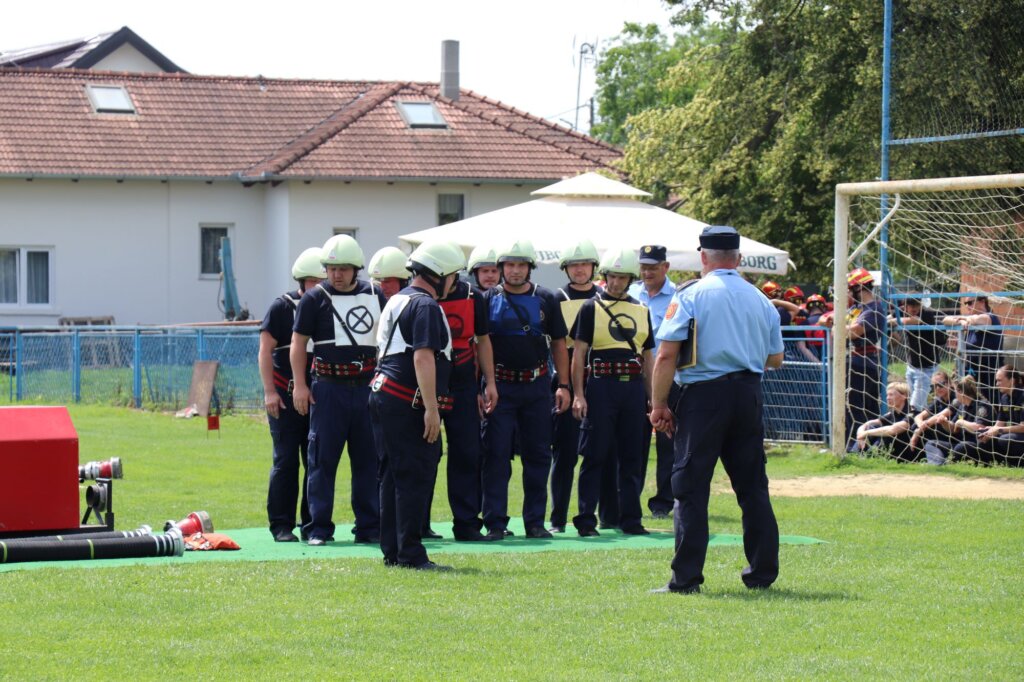 Vzg Koprivnica Gradsko Vatrogasno Natjecanje (31)