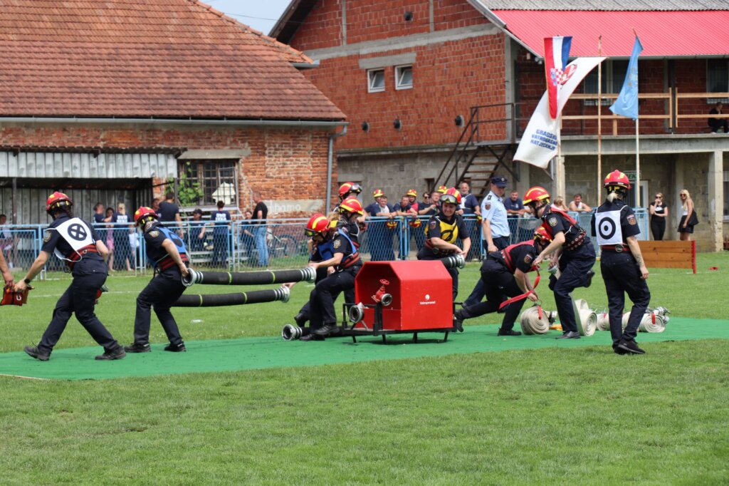 Vzg Koprivnica Gradsko Vatrogasno Natjecanje (36)