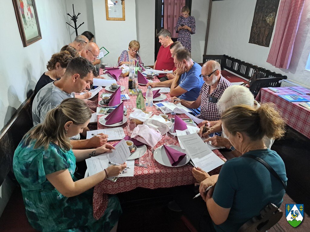 [FOTO] U sklopu projekta IBC u Koprivnici održana radionica o planiranju putovanja pripadnika srebrne generacije