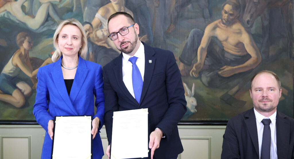 Zagreb: Potpisan Ugovor O Zajmu Grada Zagreba S Europskom Investicijskom Bankom