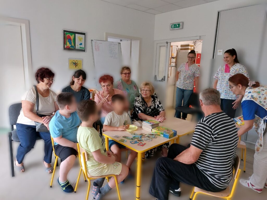 [FOTO] Gradska udruga umirovljenika Vrbovec posjetila Centar za djecu s teškoćama u razvoju Stančić