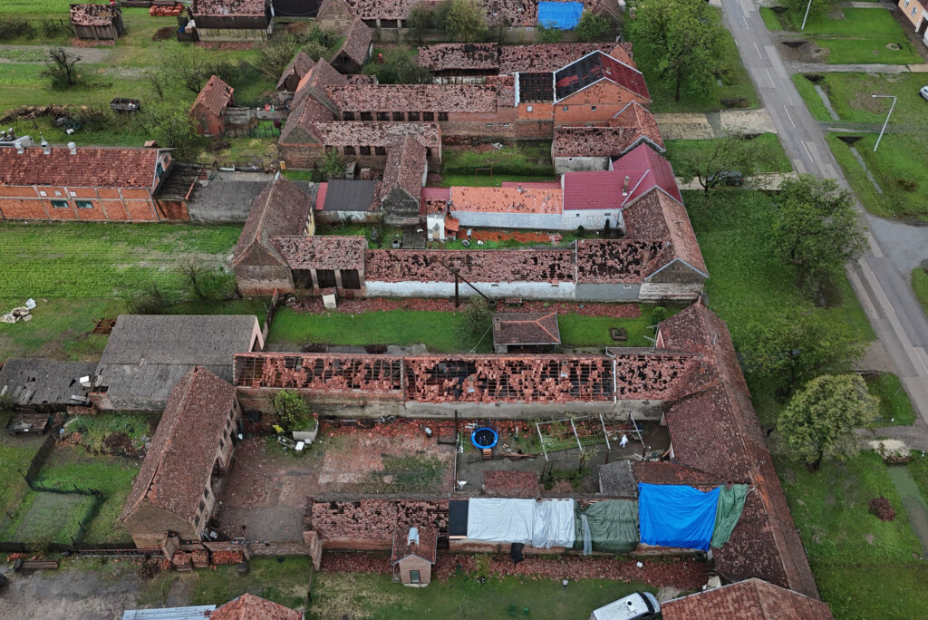 Ovako izgledaju kuće u mjestu koje je jučer poharalo veliko nevrijeme