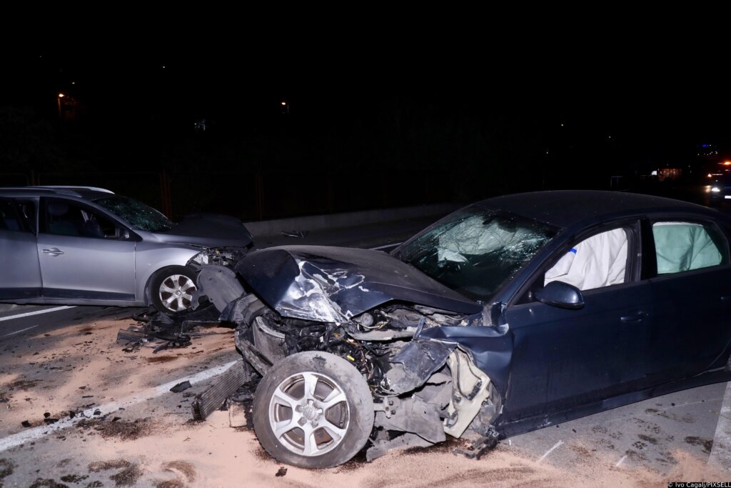 Split: U Prometnoj Nesreći Na Križanju Solinske Ulice I Vranjičkog Puta Sudjelovala Dva Osobna Vozila, Ima Ozlijeđenih