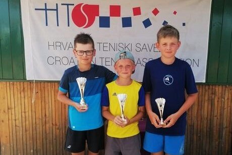 Mladi đurđevački tenisač Adam Markovica osvojio treće mjesto u Čakovcu