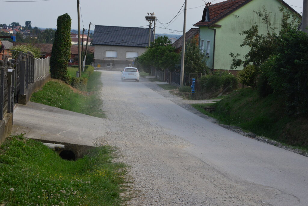 Gradsko vijeće o sanaciji cesta i nedostatku liječnika u Vrbovcu