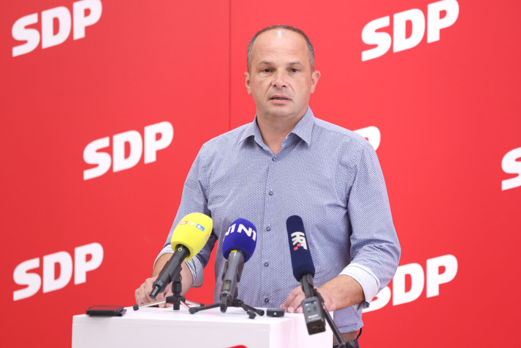 Hajdaš Dončić: Inzistirat ću da SDP-ovi zastupnici i stranački dužnosnici budu što više u kontaktu s ljudima