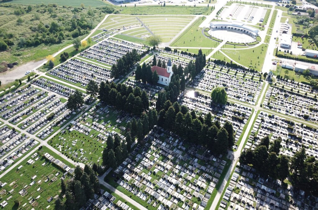 Preporuka posjetiteljima Gradskog groblja Koprivnica uslijed ekstremnih vrućina