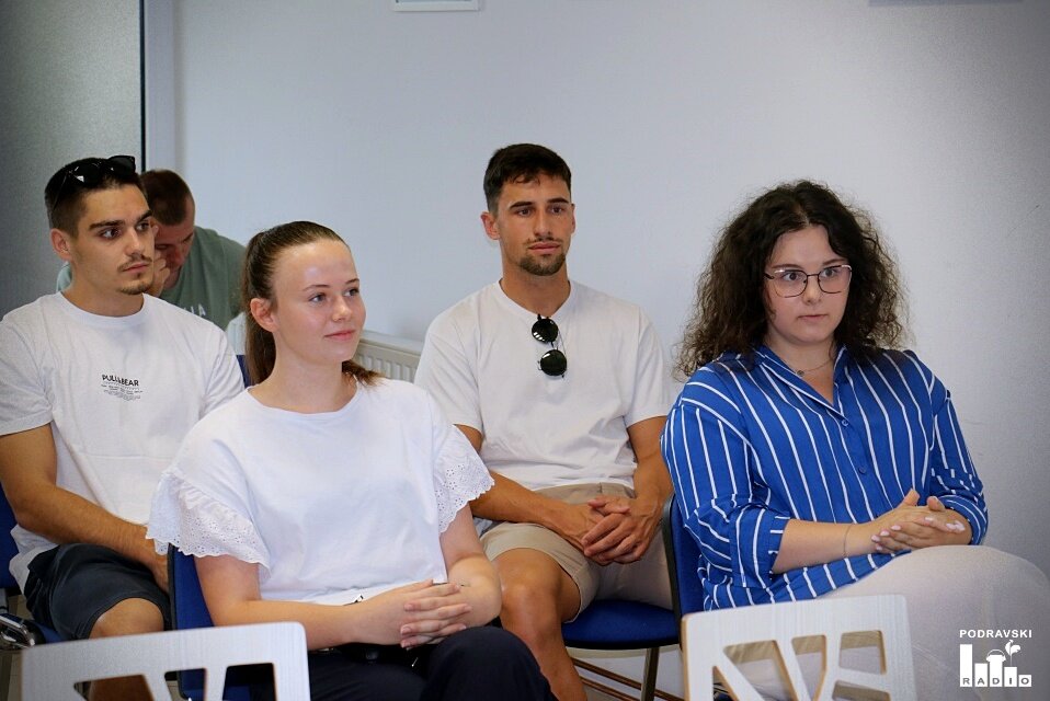 Rsx Asixx4537bl Raspjevana Podravina