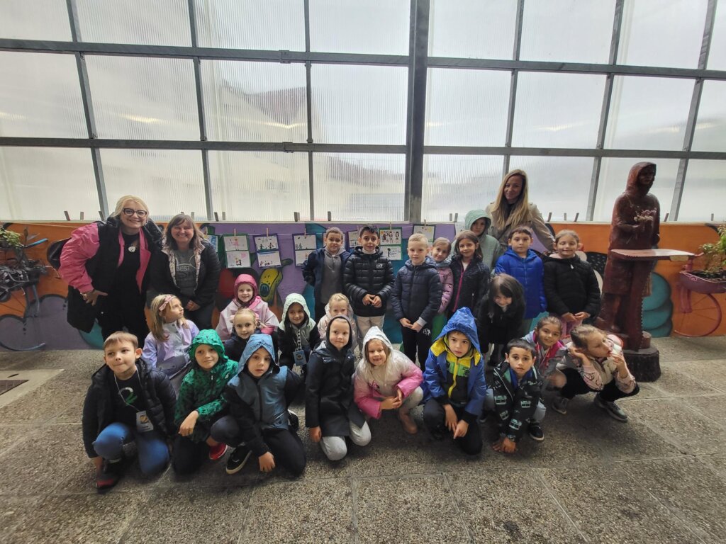 [FOTO] Edukativna šetnja tržnicom u sklopu Europskog tjedna mobilnosti