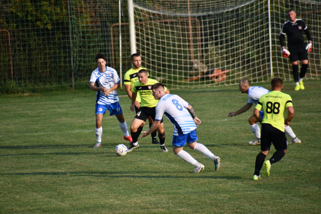 NOGOMET – JEDINSTVENA 1. ŽNL Graničar u Tučeniku nadigrao Dinamo hidrel, veliki preokret Rakovca, pobjeda Lonje, poraz Bana Jelačića