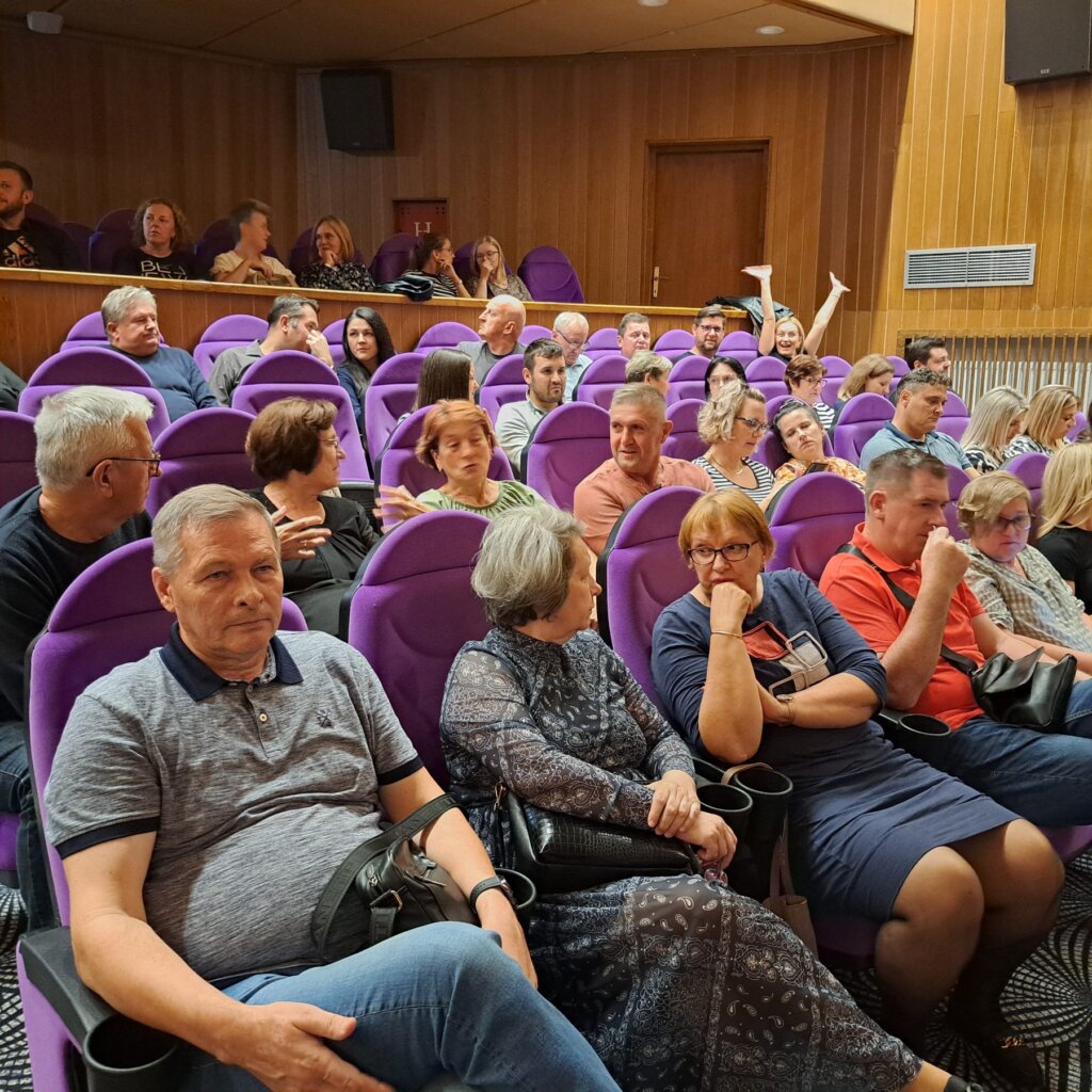 Img C3b2f36d42a61ee0ffe7770c6b1bcfc1 V