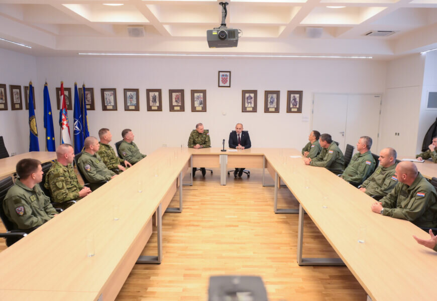 Anušić Protupožarna Eskadrila
