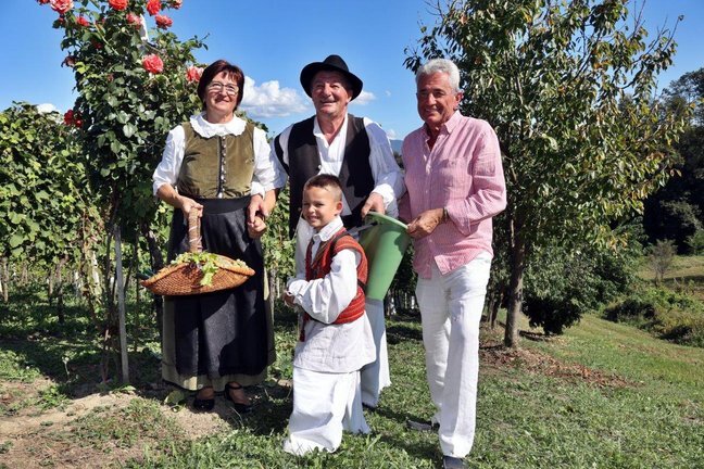 [FOTO] U Dubravici održana manifestacija “Kak’ su brali naši stari”
