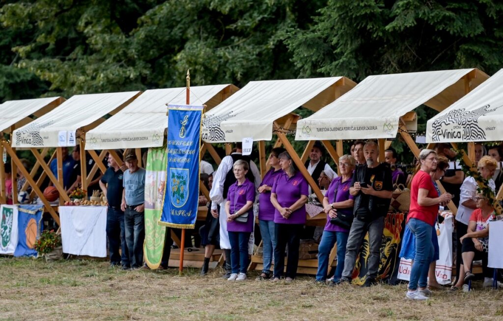 Dan Zupanije Dvorac Opeka Husari Koncert 2024 (31)