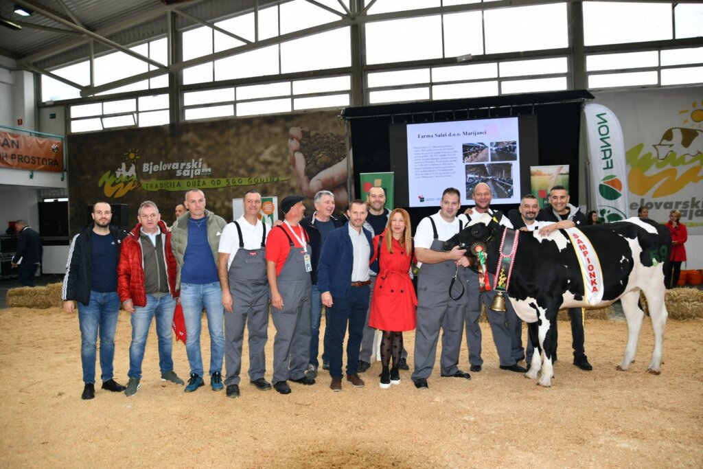 DRŽAVNA IZLOŽBA HOLSTEIN PASMINE U GUDOVCU Šampionkom proglašena junica s farme Belje