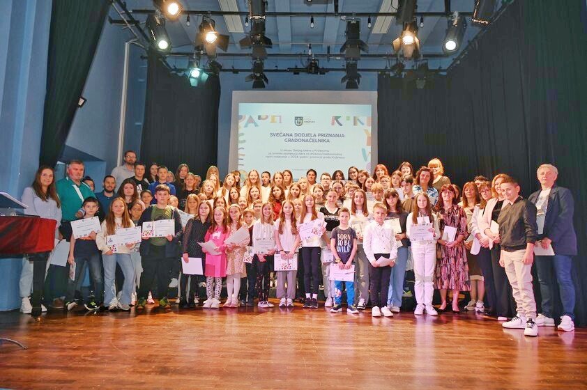 [FOTO] Gradonačelnik Rajn održao prijem za djecu sudionike državnih i međunarodnih natjecanja