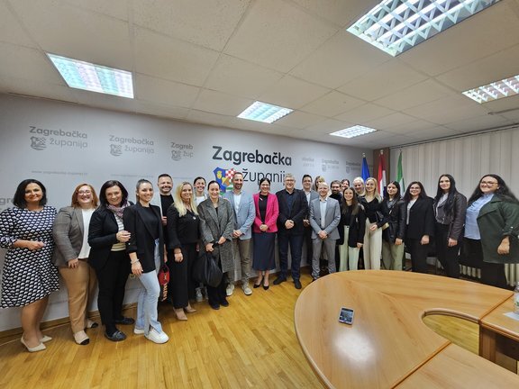 [FOTO] Studenti Javne uprave boravili u studijskom posjetu Zagrebačkoj županiji