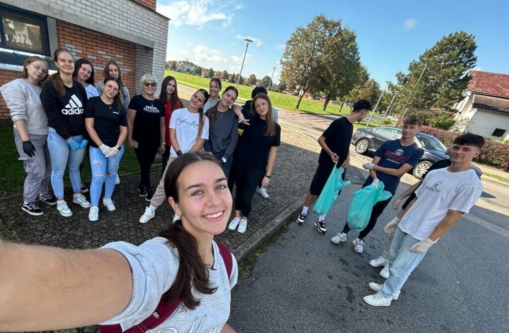 Đurđevački srednjoškolci u jesenskoj akciji Zelena čistka