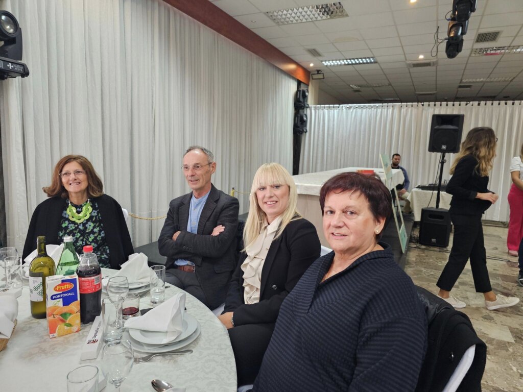 463493741 567204468988406 8672749241212485324 N