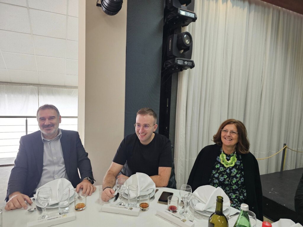 463595531 567204498988403 9167538152881608455 N