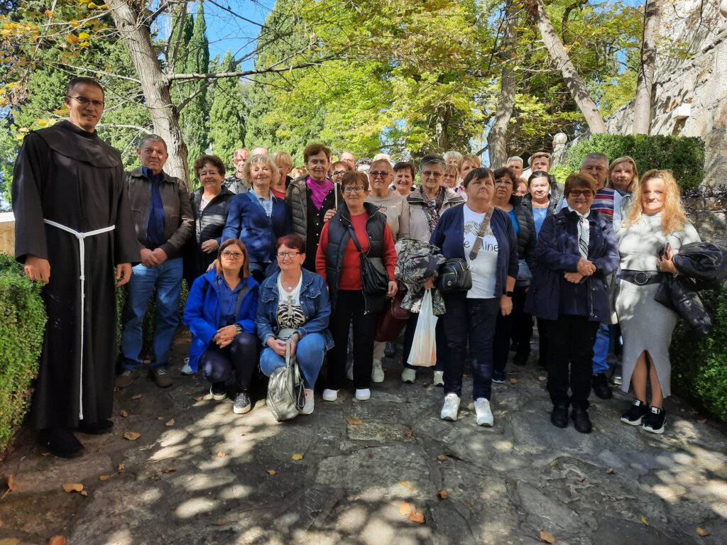 Udruga umirovljenika općine Kravarsko organizira brojne izlete za svoje članove