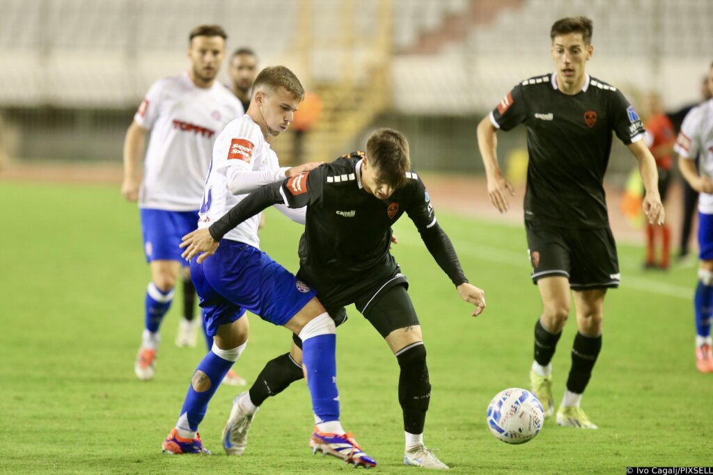 Split: Hnk Hajduk I Hnk Šibenik U Utakmici 9. Kola Prve Hnl