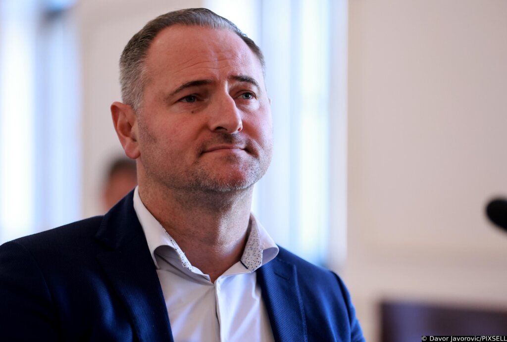 Osijek: Nastavljeno Suđenje Braći Mamić U Aferi Dinamo 2, Svjedoči Josip Šimunić