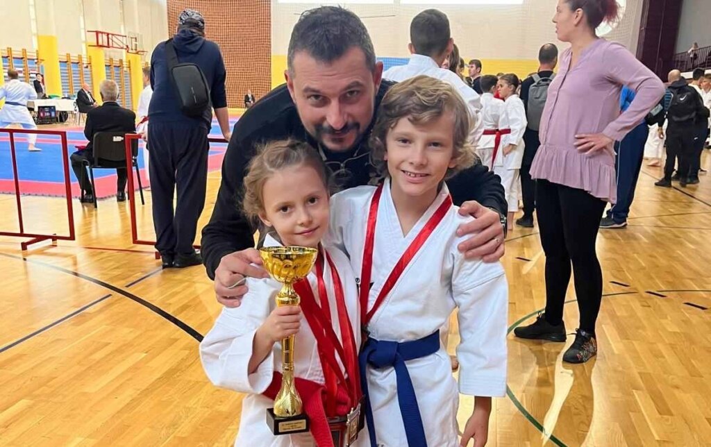 KARATE – DARFEST Brojne medalje za mlade koprivničke karatiste