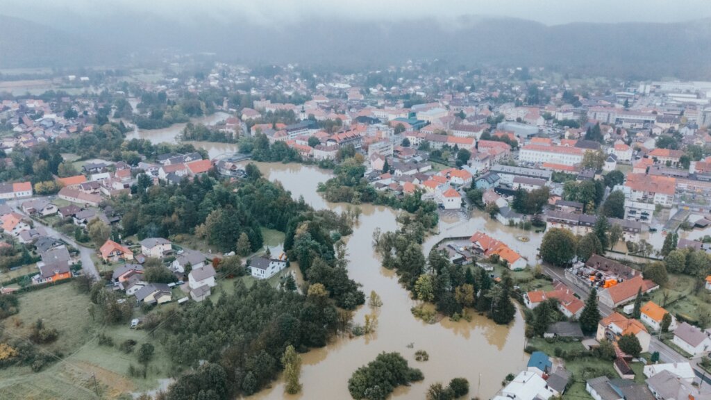 BiH: Na lokalnim izborima u mjestima pogođenim poplavama pobijedili HDZ i SDA