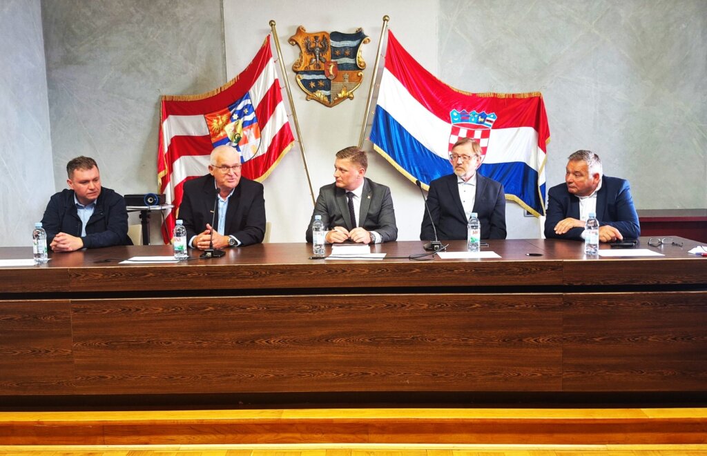 [FOTO] Održana tribina o intermodalnom centru u Varaždinskoj županiji