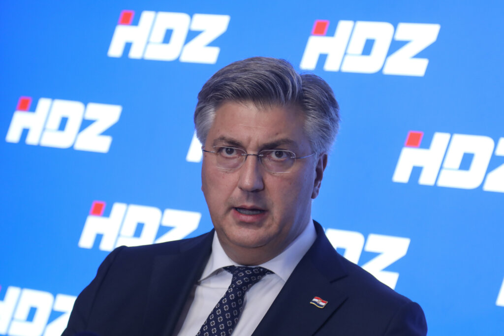 Plenković: Oporba plaši i dezinformira hrvatski narod