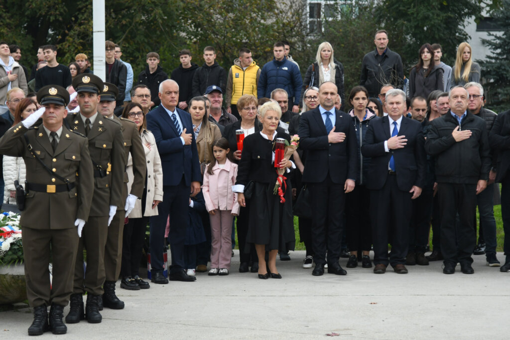 Ministar Anušić nazočio 20. Memorijalu Rudolfa Perešina u Ivanić-Gradu