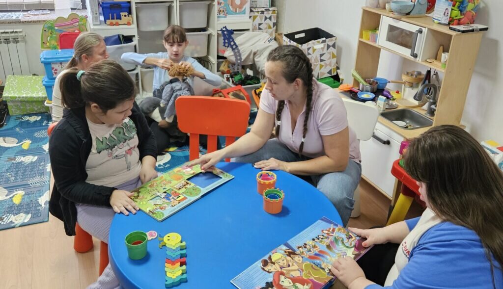 [FOTO] Učenici Odjela za učenike s teškoćama u razvoju posjetili Gradsku knjižnicu Đurđevac