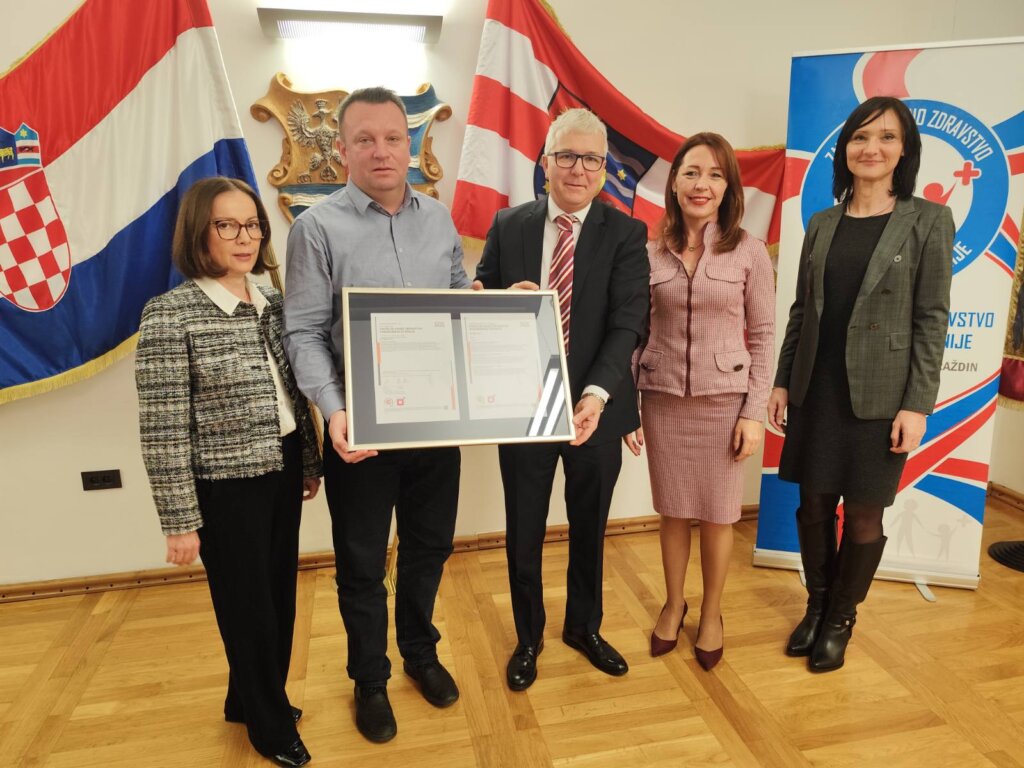 [FOTO] Zavodu za javno zdravstvo Varaždinske županije uručeni Certifikat ISO 9001