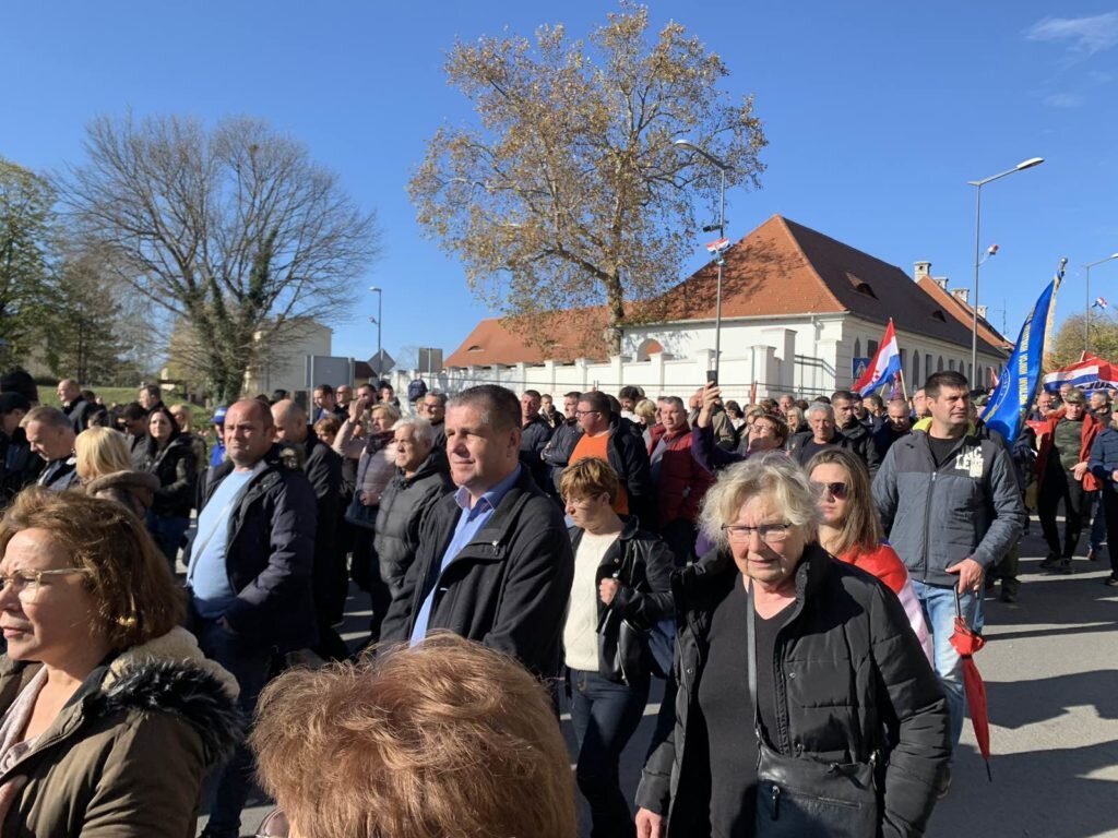 Đurđevčani i ove godine sudjelovali u svečanoj Koloni sjećanja za Vukovar