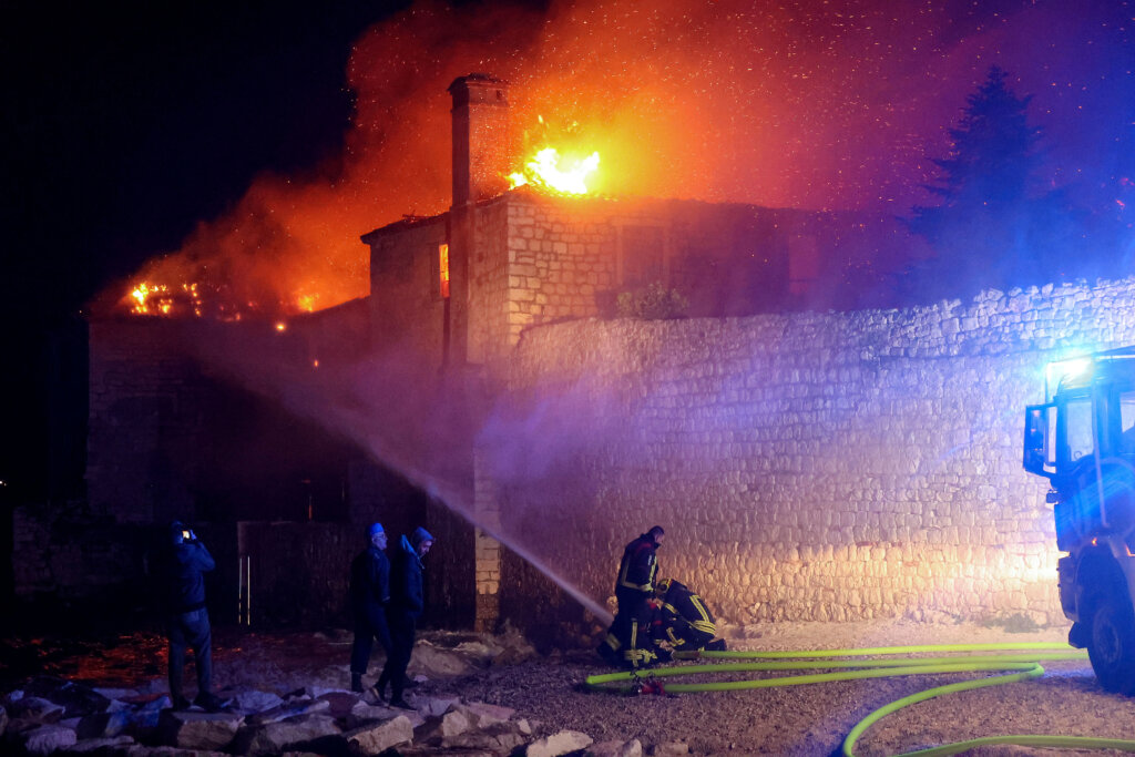 Lokaliziran požar u dominikanskom samostanu na Čiovu