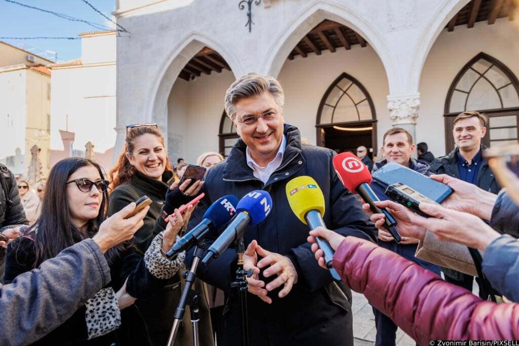 U Splitu otvorena Znanstvena knjižara Marko Marulić, nazočan i Plenković