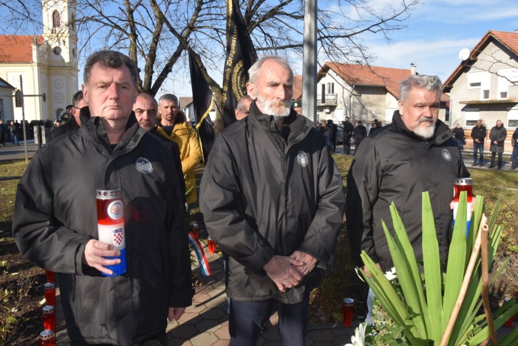 Ratni veterani Koprivničko-križevačke županije na komemoraciji u Laslovu