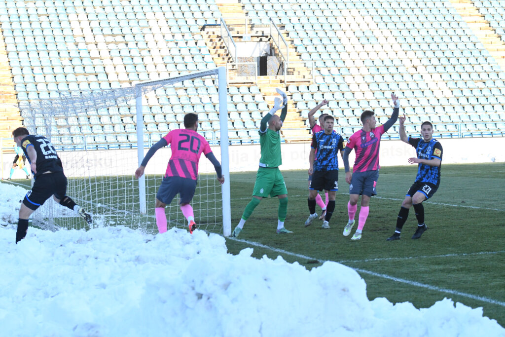 HNL: Varaždin i Lokomotiva remizirali