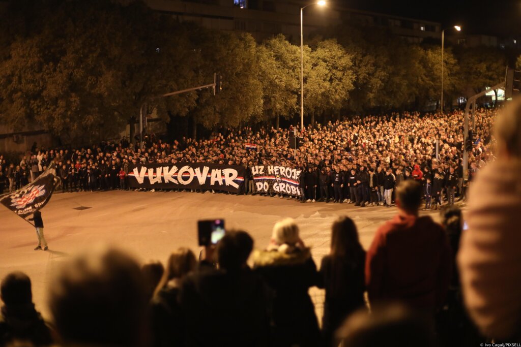 [VIDEO] Torcida mimohodom obilježila obljetnicu stradanja Vukovara i Škabrnje