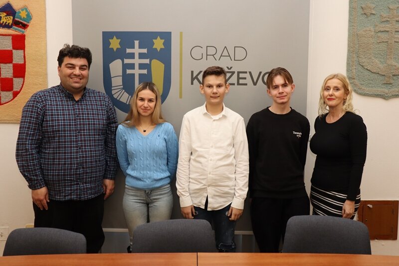 [FOTO] Gradonačelnik Rajn zahvalio na suradnji članovima Dječjeg gradskog vijeća