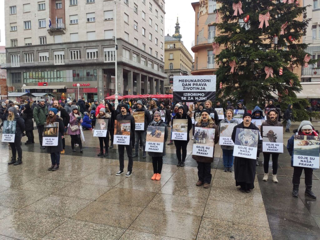 Povodom Međunarodnog dana prava životinja, Prijatelji životinja izveli dojmljiv performans