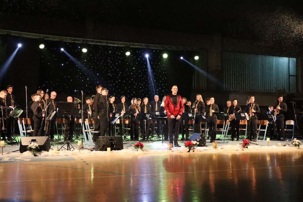 [FOTO] Tradicionalni Blagdanski koncert Puhačkog orkestra Koprivnice oduševio brojnu publiku