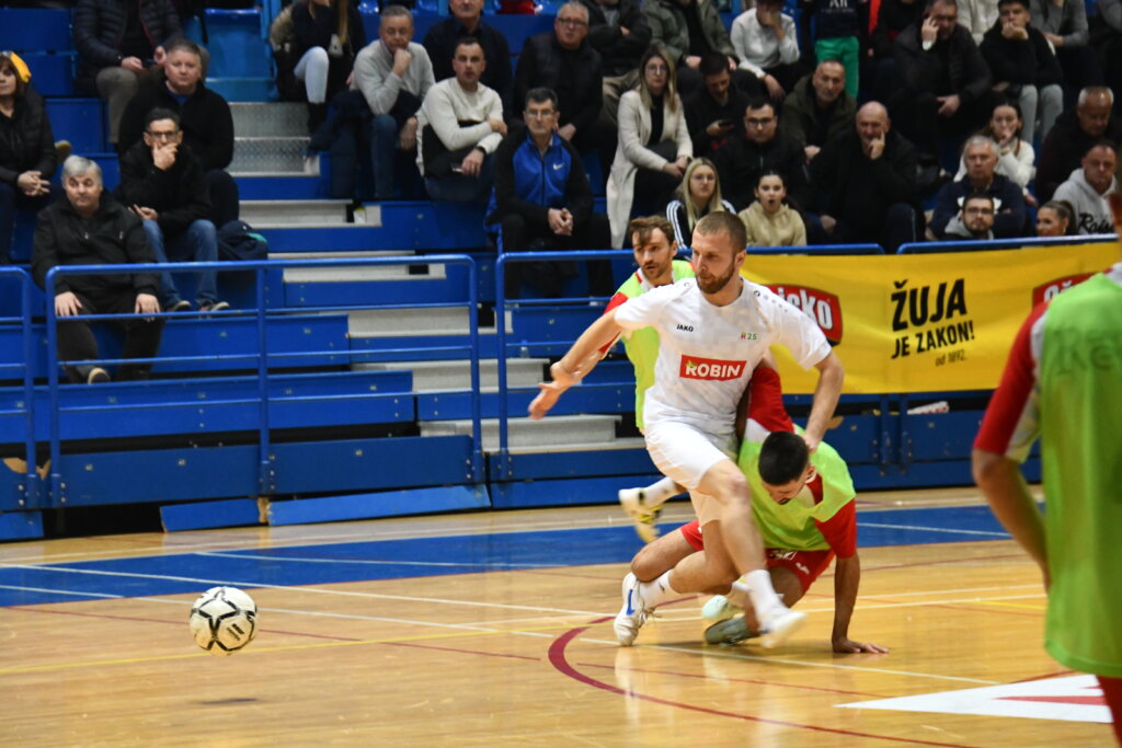 “KRIŽEVCI OŽUJSKO 2024” Polufinale Križevaca izborili Zvonarek sistemi, MS Visoko, Robin trgovina i Turbina Zagreb